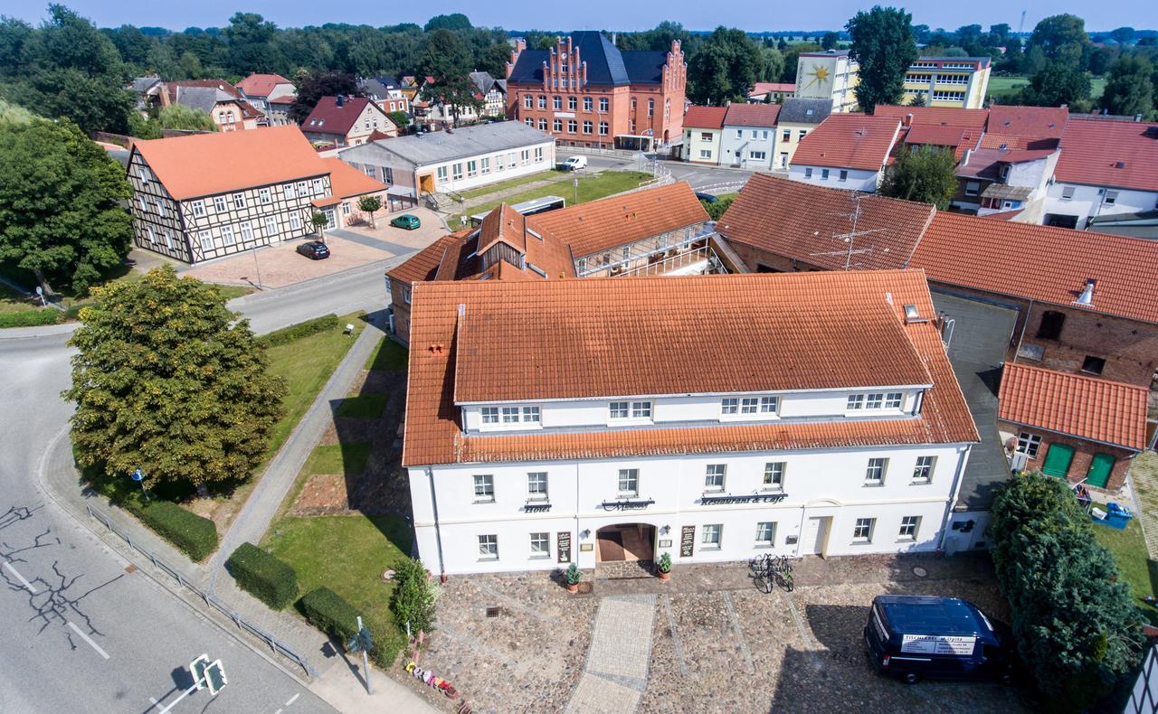 Hotel Garni Muehlenhof Wusterhausen ภายนอก รูปภาพ